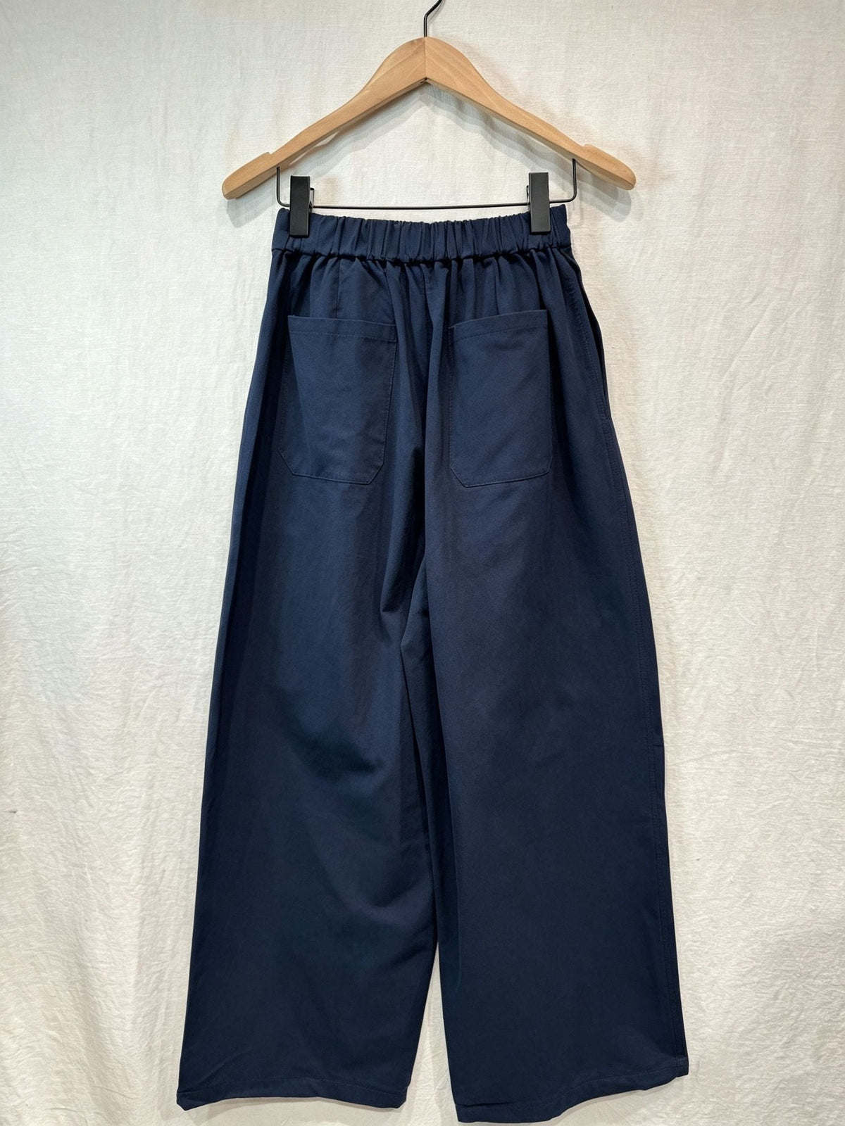 Wide cotton trouser in Navy
