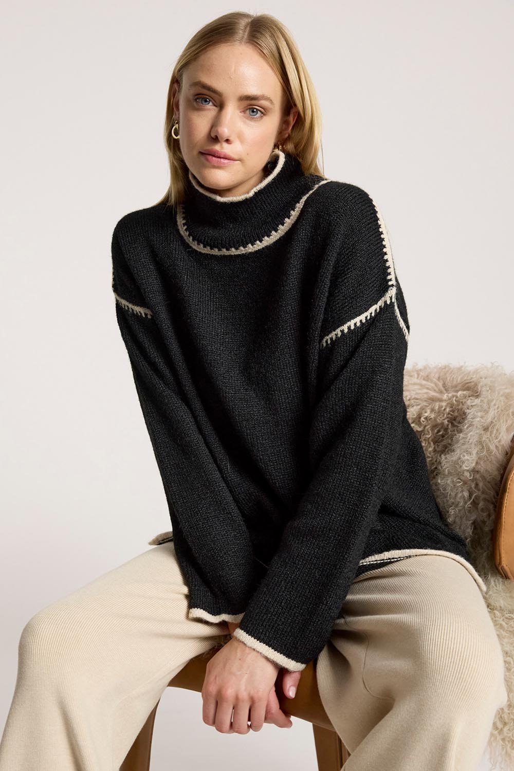 Pull Orin noir/dune Eb & Ive