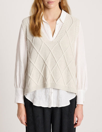 Liora Sleeveless vest bisque by Eb & Ive