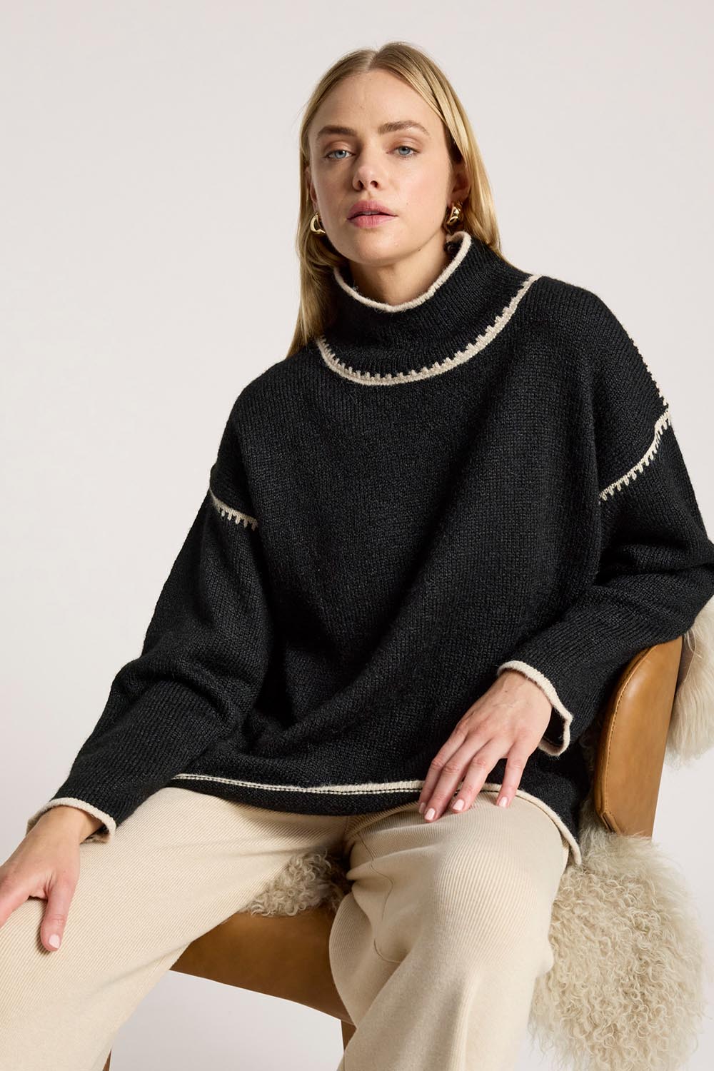 Pull Orin noir/dune Eb & Ive