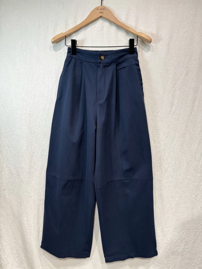 Wide cotton trouser in Navy
