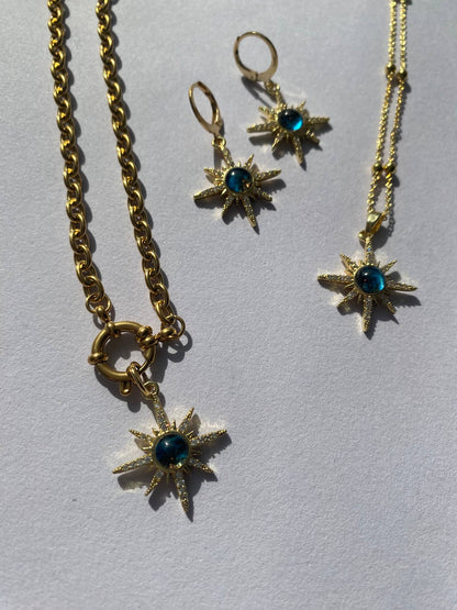 Large star chunky necklace: Satellite